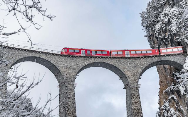 Bernina Red Train